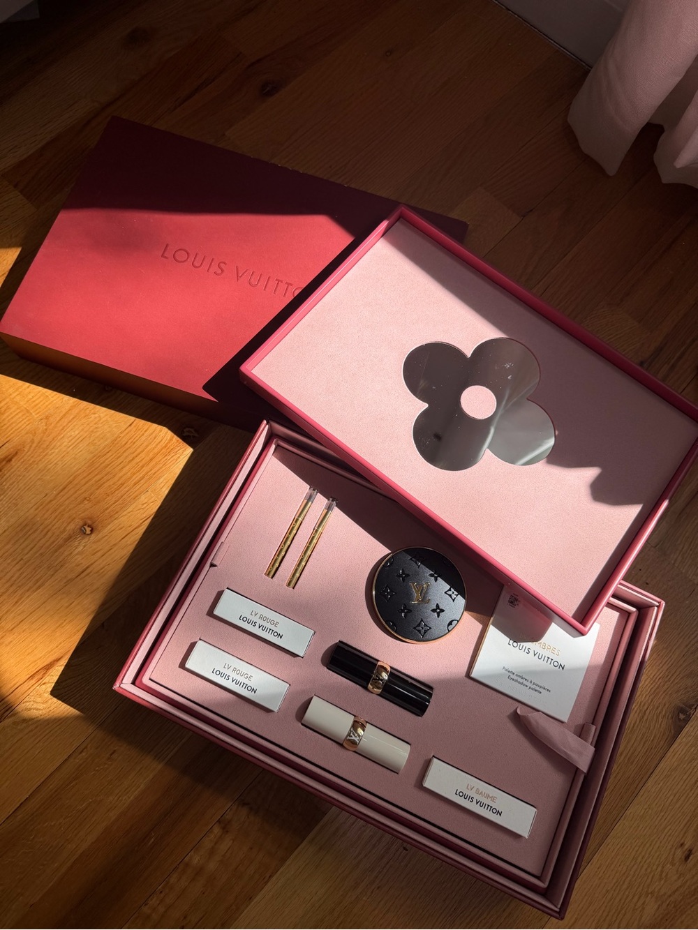 Louis Vuitton Beauté Pat McGrath Package NIB NEVER USED LIMITED EDITIKN